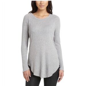 NWT Chaser Woman’s Knit Thermal Top Size Medium❤️